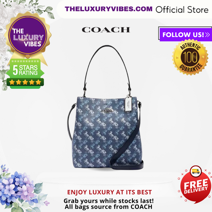 COACH Town Bucket Bag Horse and carriage print in Navy www.lasevgi