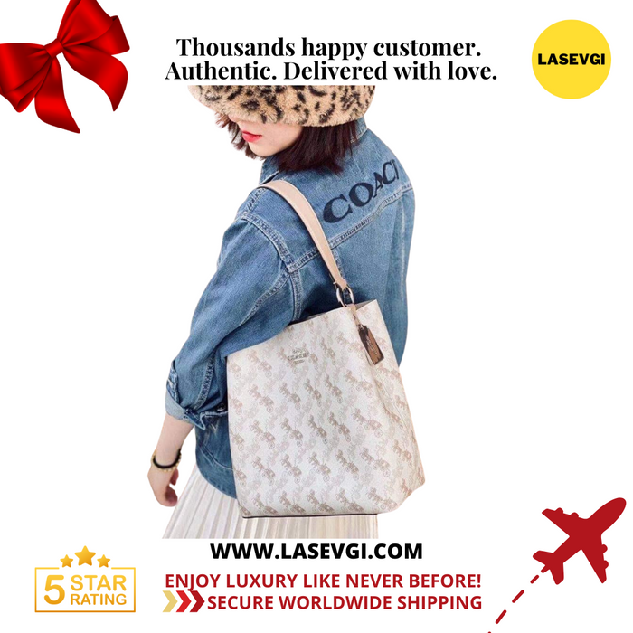 COACH Town Bucket Bag Horse and carriage print in Ivory