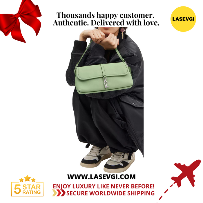 COACH Hamptons in Pale Pistachio - CP132